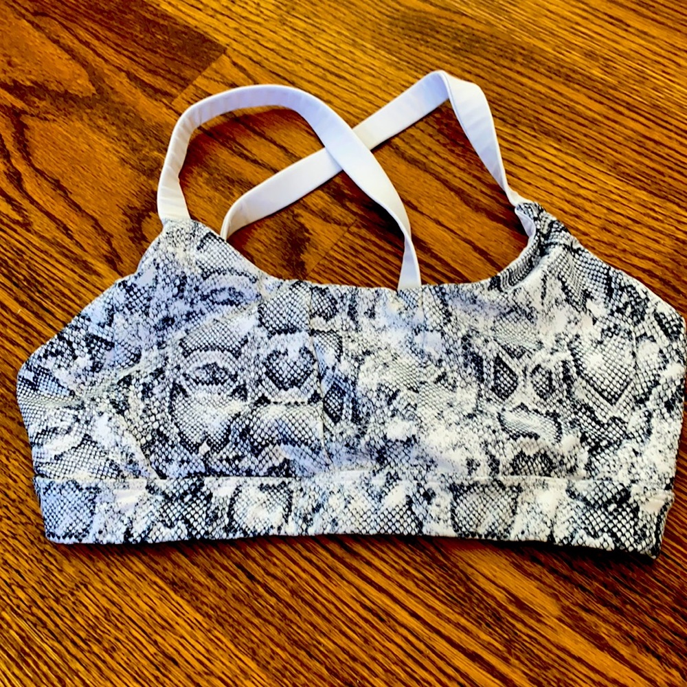 Soul x soul cycle snake print sports bra
